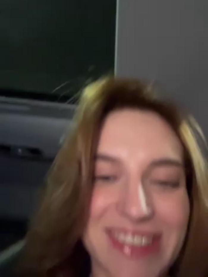 -AngelAri-