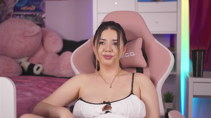 LaraAnne