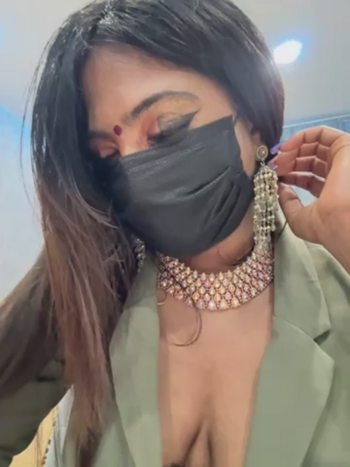 MonalisaDono18