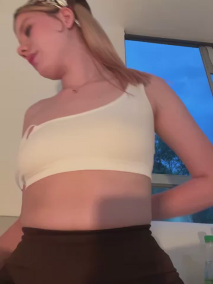 NicoleCut