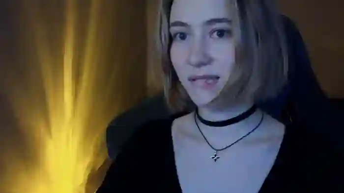 2025/03/03/stripchat-shrimprolls-04-51-27