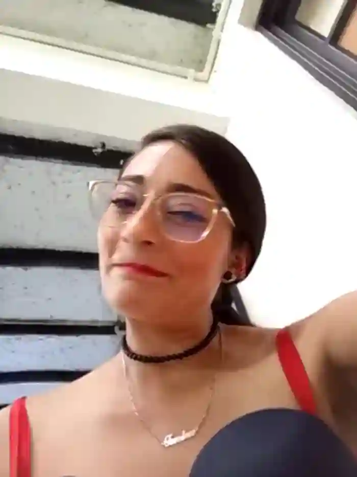 2025/03/03/stripchat-bella--26-17-16-38