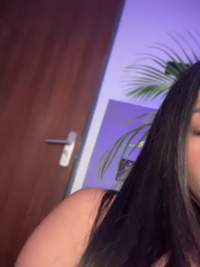 Charly_
