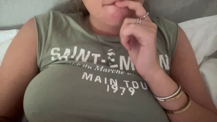 KaraLeee