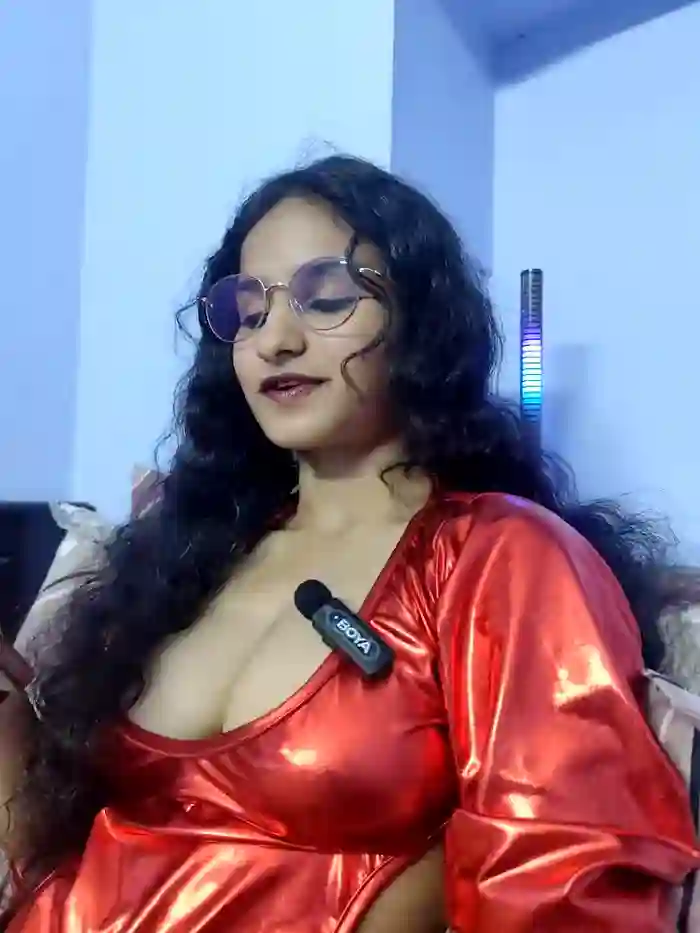 2025/03/03/stripchat-khadija37-14-51-08