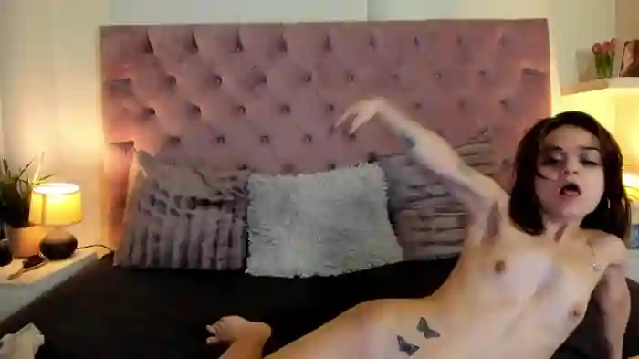 2025/03/03/stripchat-maiamini-04-46-59