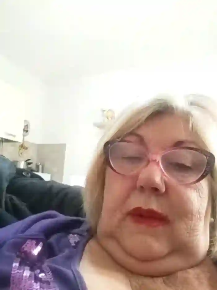 2025/03/03/stripchat-merilulla-13-50-32