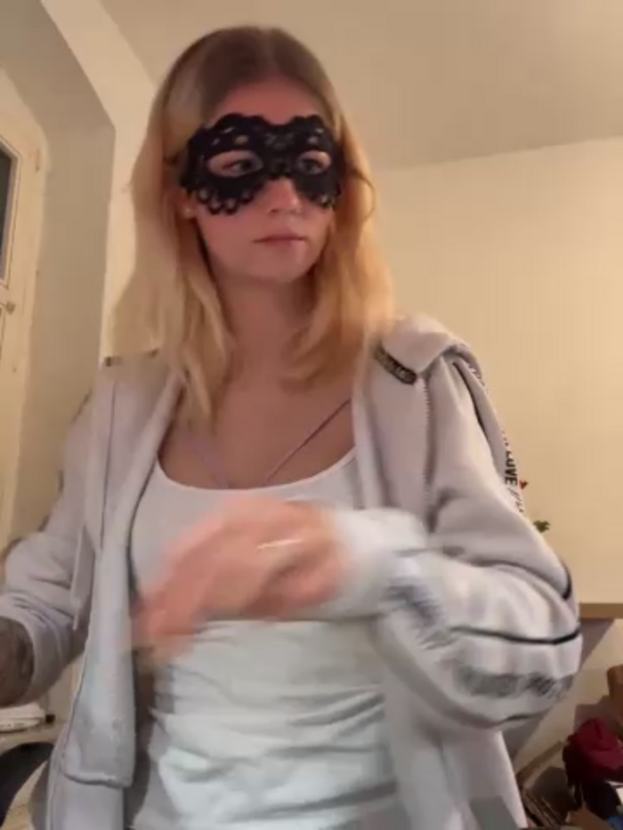 YoungLily666