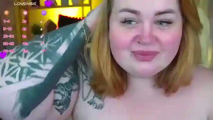 2025/03/03/stripchat-zarareignn-00-01-41