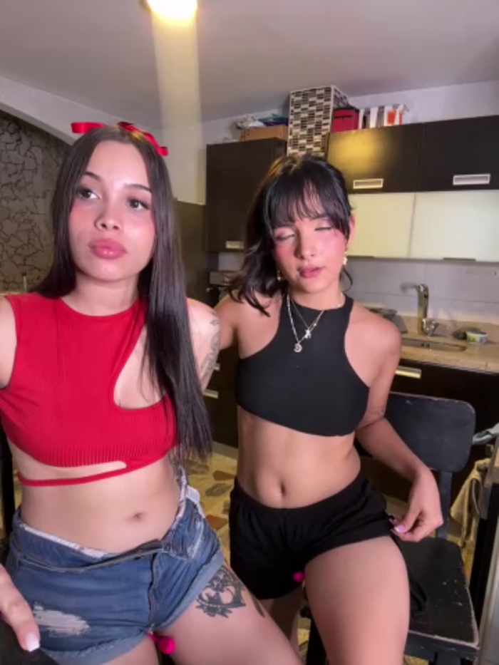 kevin_hotgirls