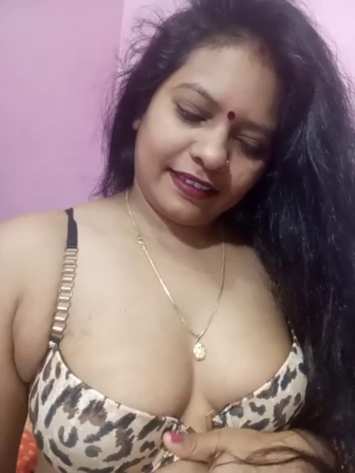 KISSLOVELY