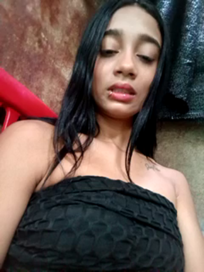 Zoe_Sweett18