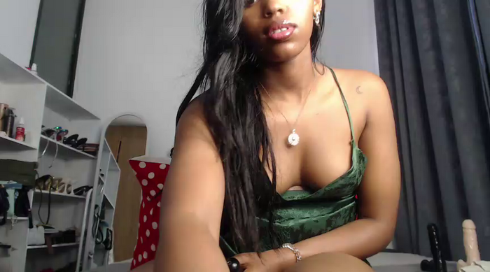 peeky_pinky