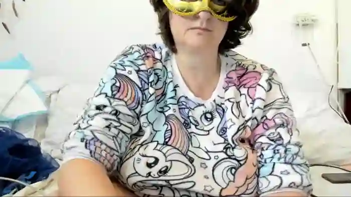 2025/03/05/stripchat-israelimilf-08-27-41