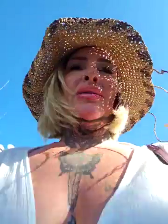 YourMommyBlair