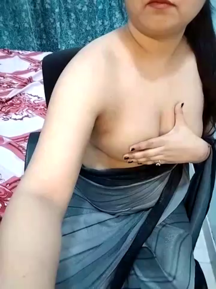 delstrip_couple