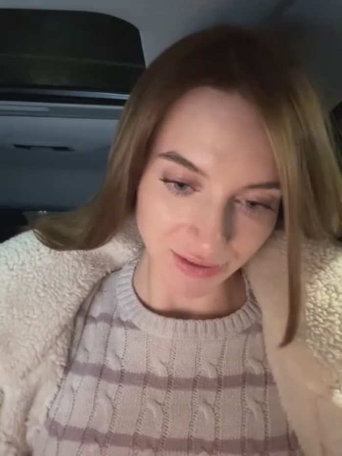-AngelAri-