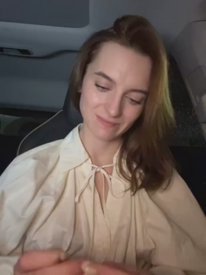 -AngelAri-