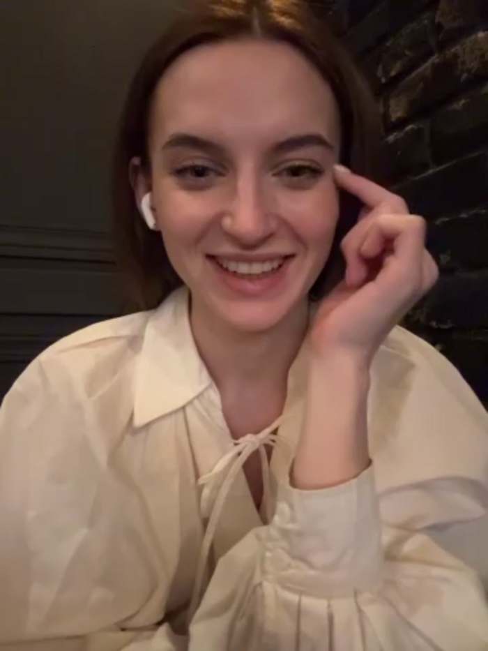 -AngelAri-