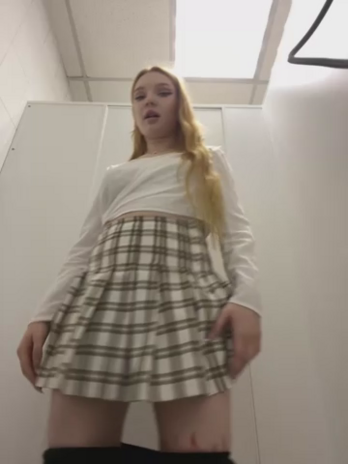 AmmyHot