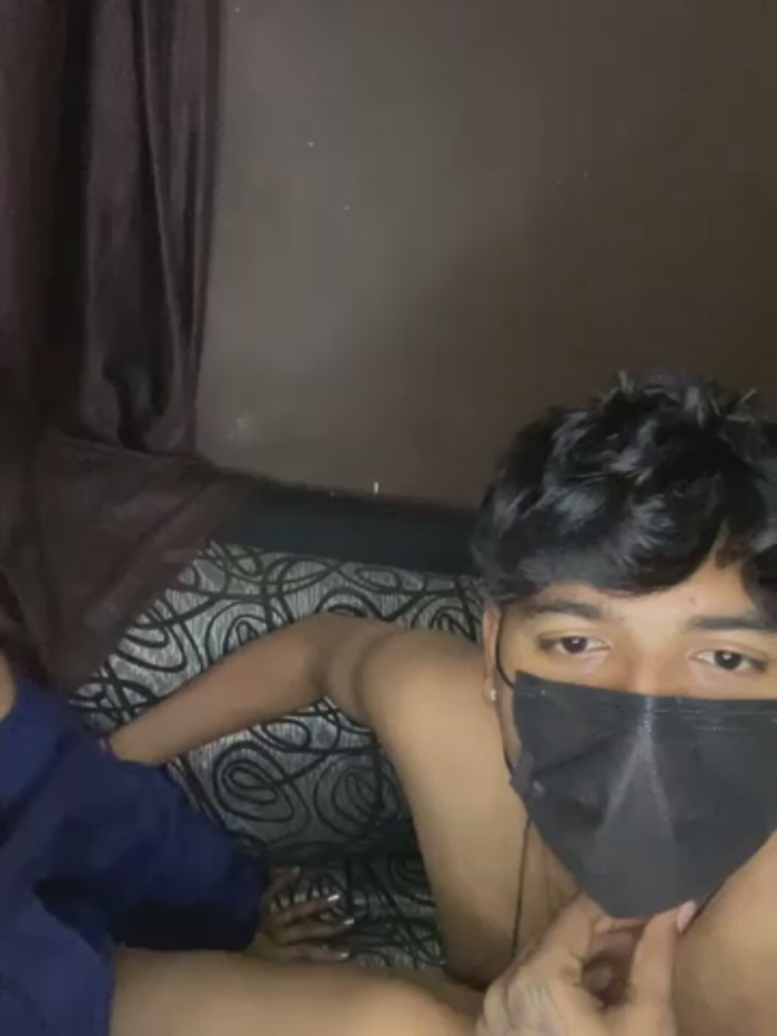 Hot-stuff-couple