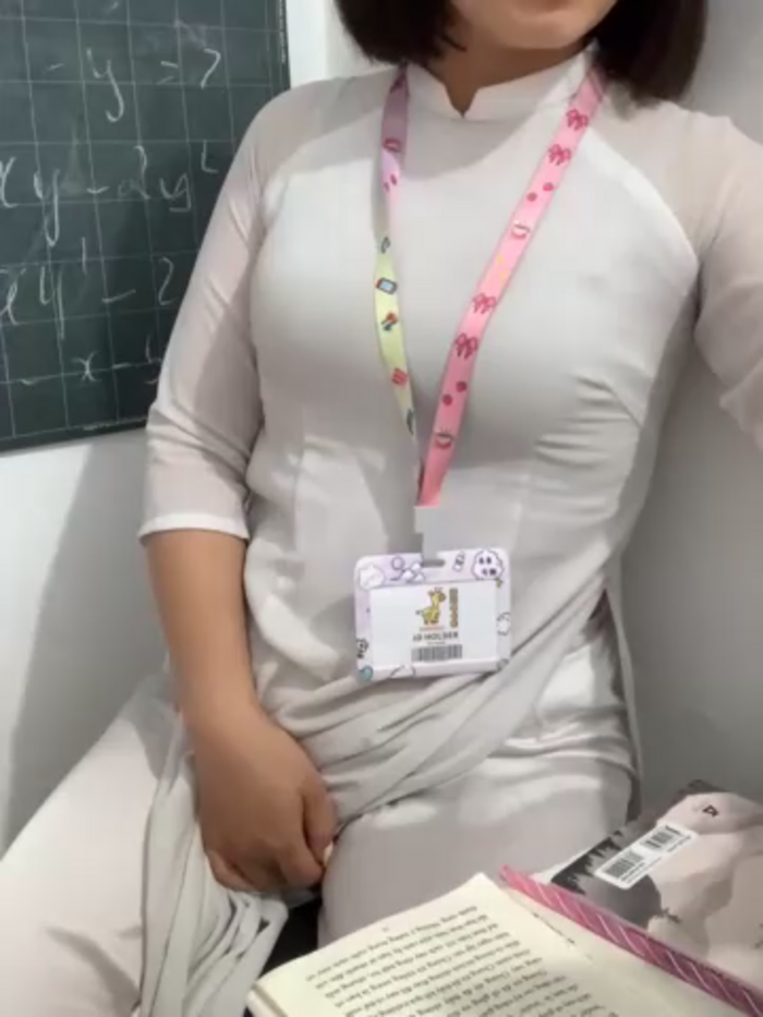 Schoolgirl_6969