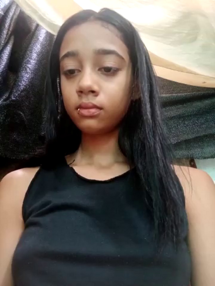 Zoe_Sweett18
