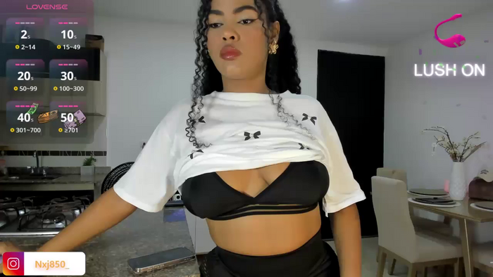 HOTBLACKANDWHITE2