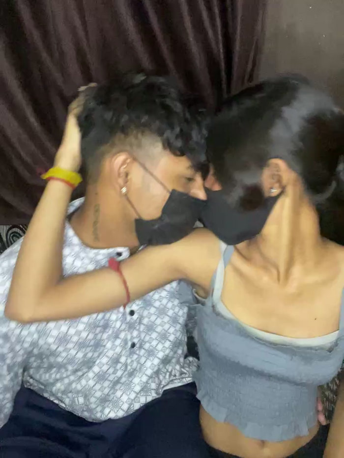 Hot-stuff-couple