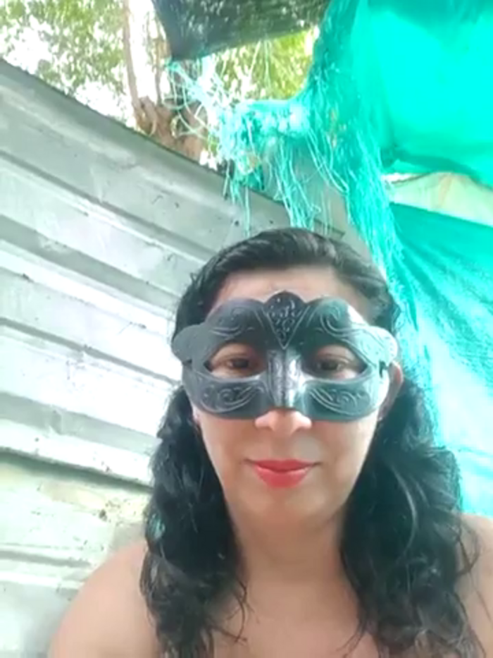 Mature-Mom