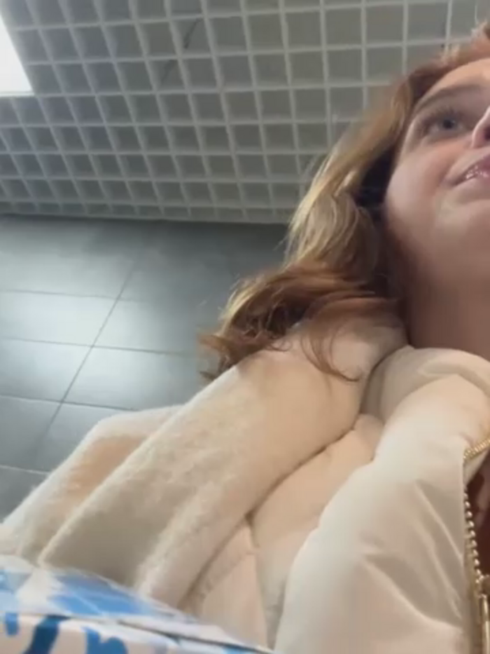 -AngelAri-