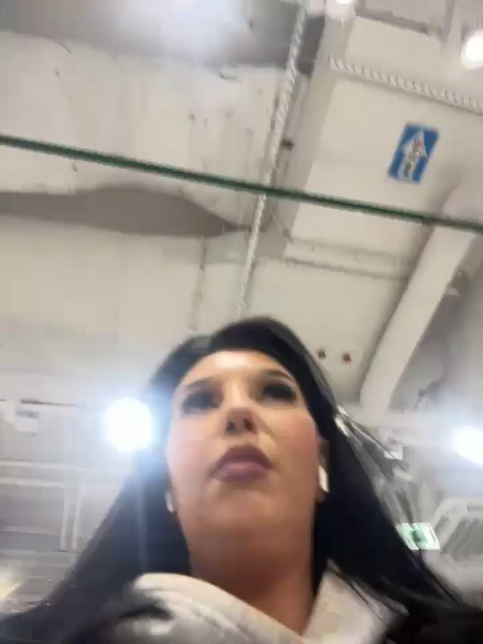 Tisha_Busty