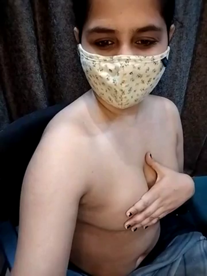 delstrip_couple