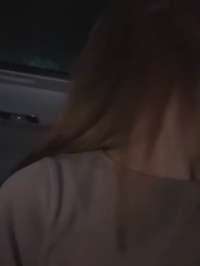 -AngelAri-