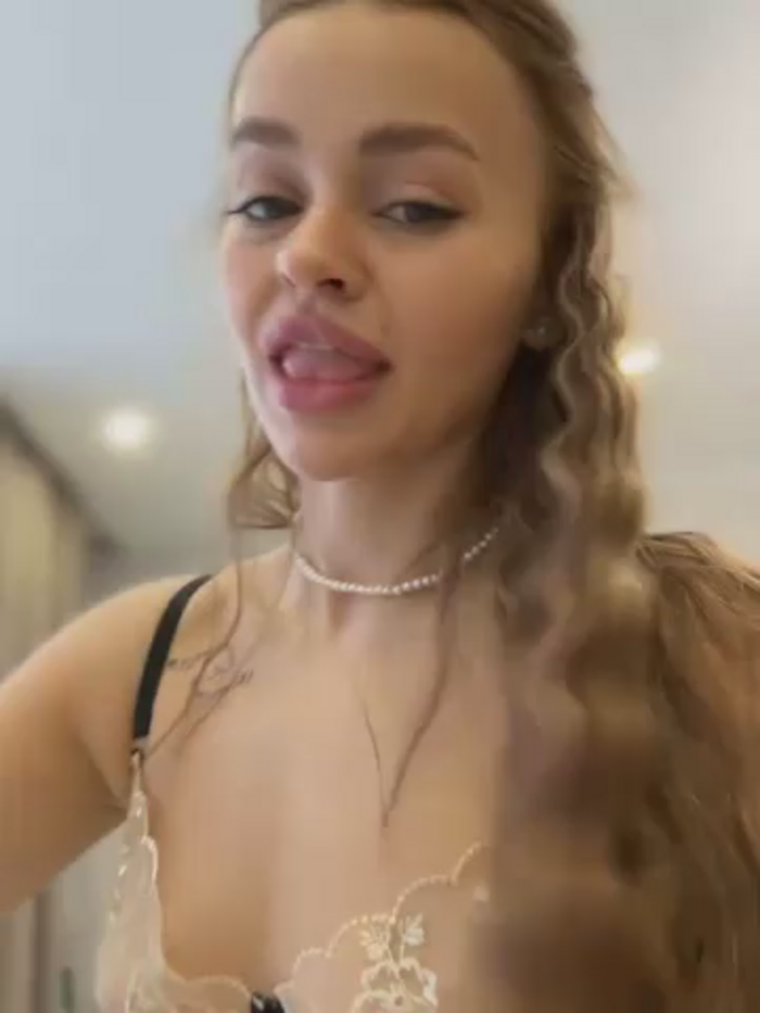AngelinaTeller
