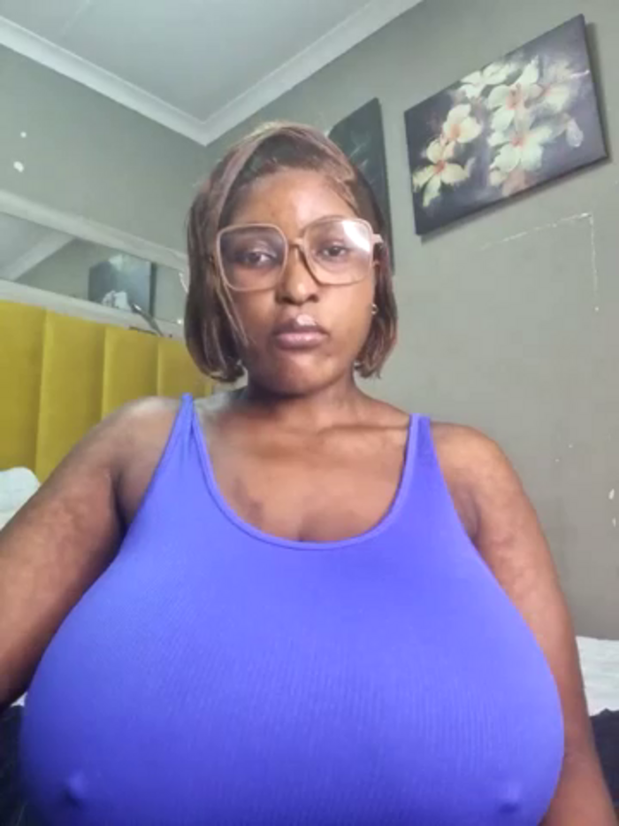 Bustygoddess32