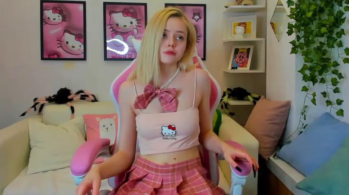 Lola_Blondy