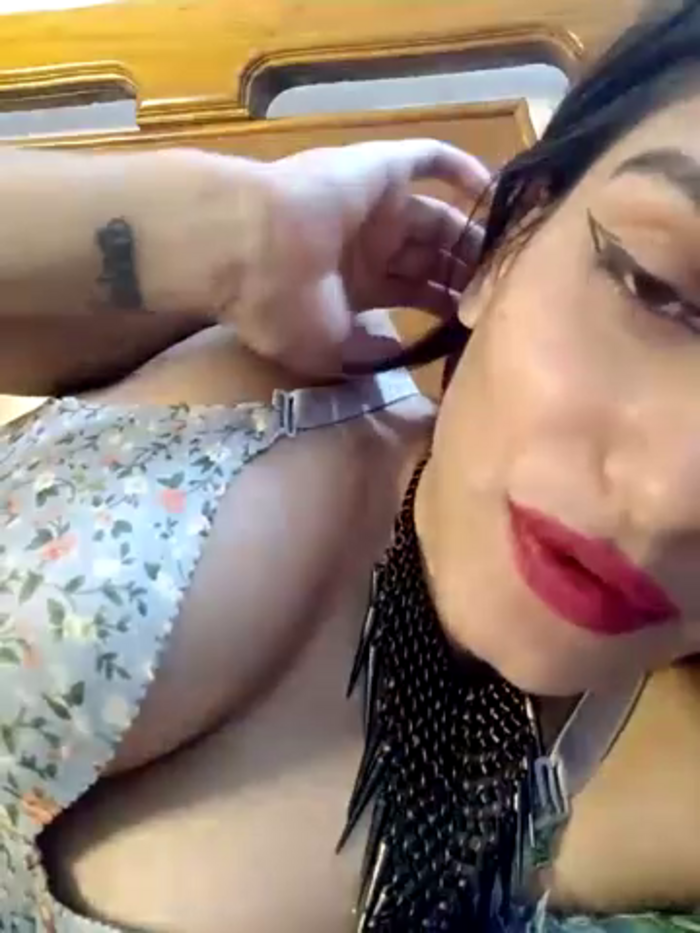 Lusty_Queen69