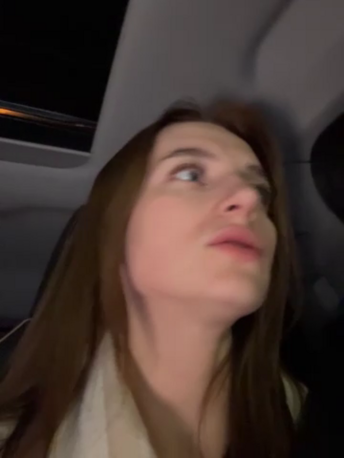 -AngelAri-
