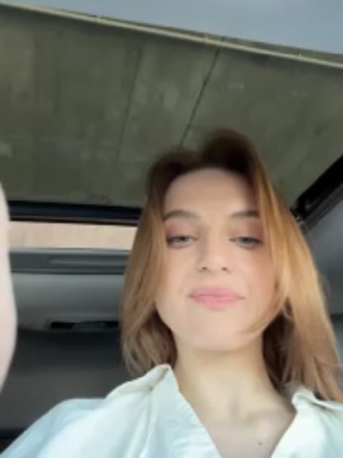 -AngelAri-