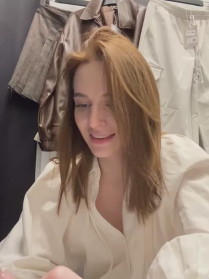 -AngelAri-