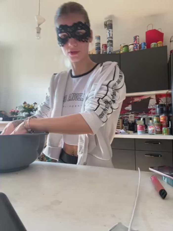 YoungLily666