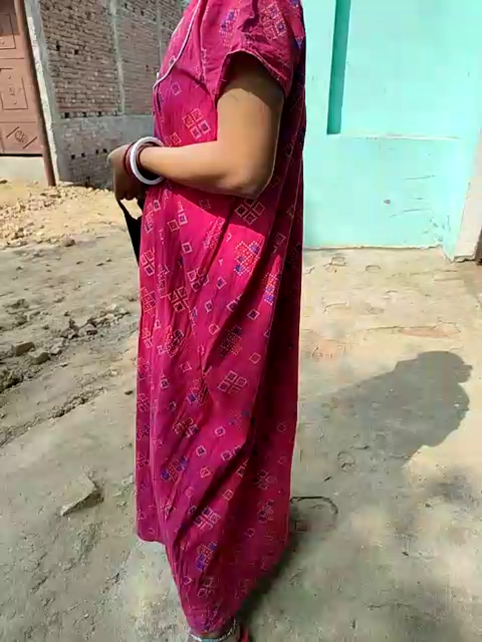 COUPLLE_VILLAGE