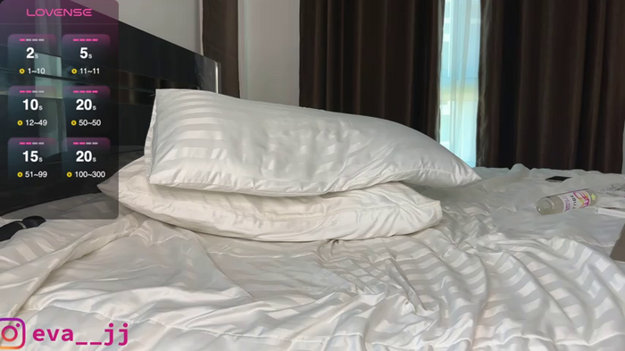 Eva_JJ