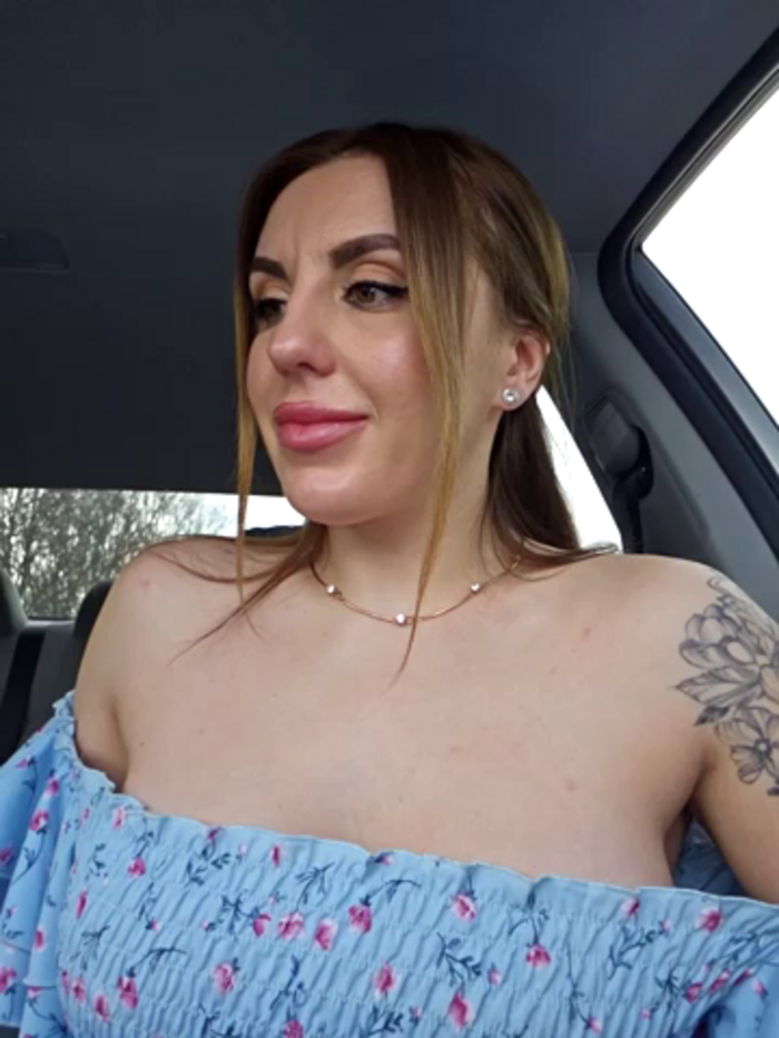 MilfNextDoor20