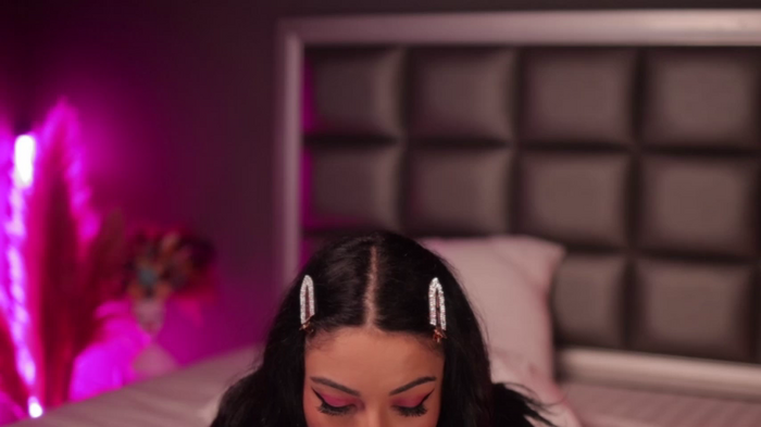 Anais_Bloom