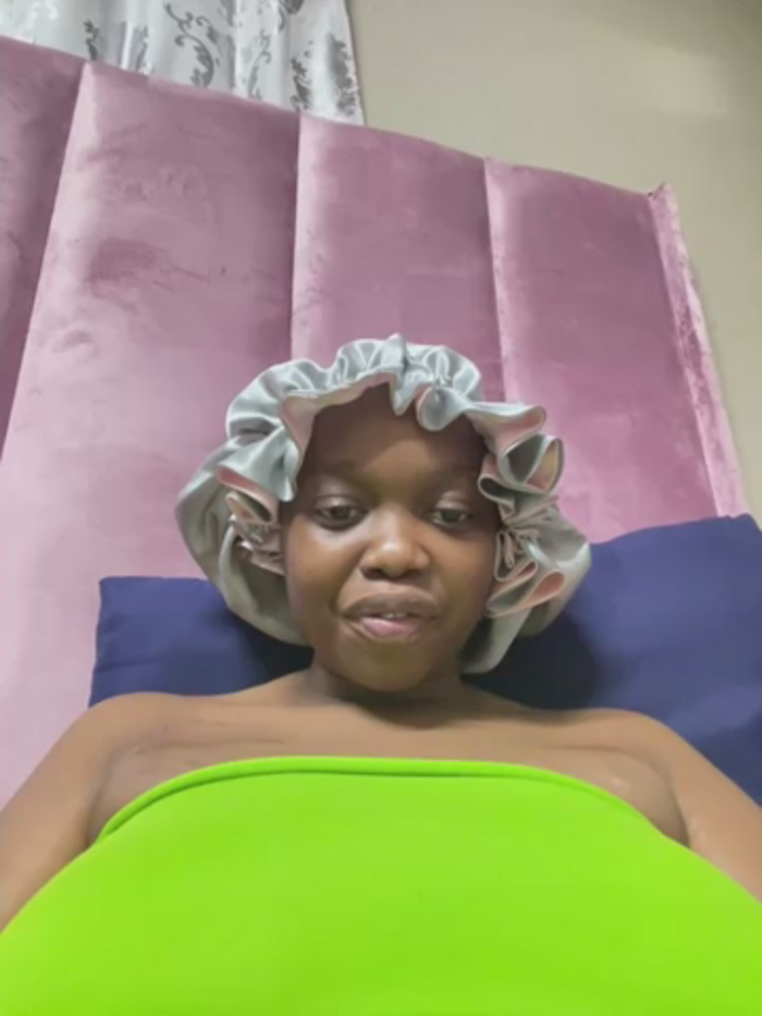 QueenTee23