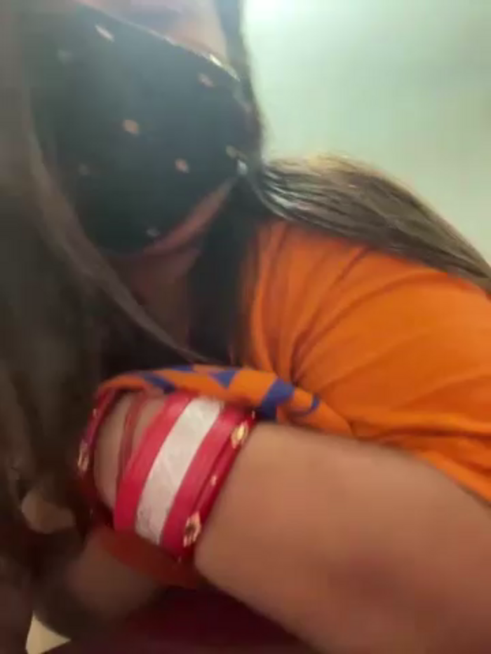 Indian_hotmilfs