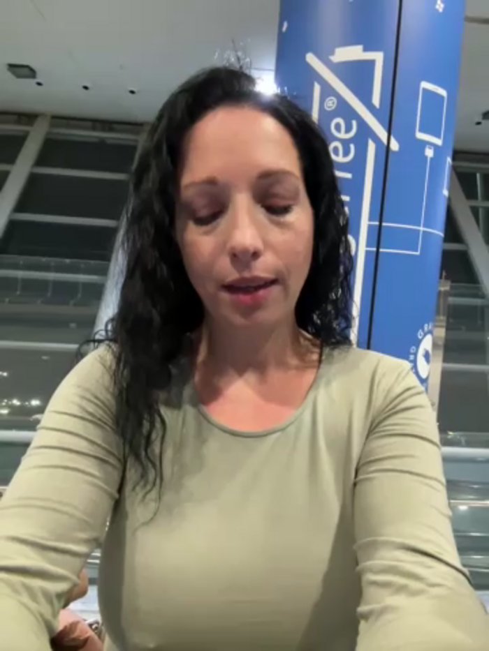 Viola_Beck