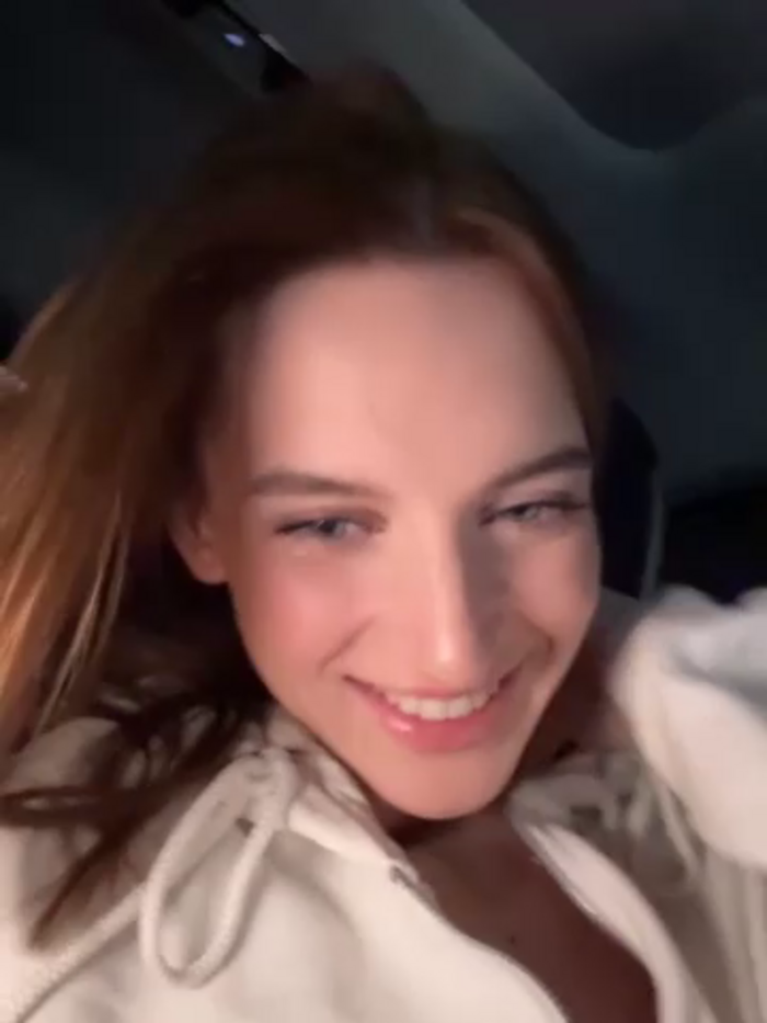 -AngelAri-